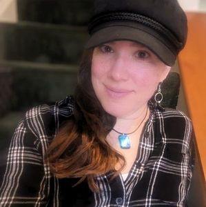 Meet your Posher, Lacy